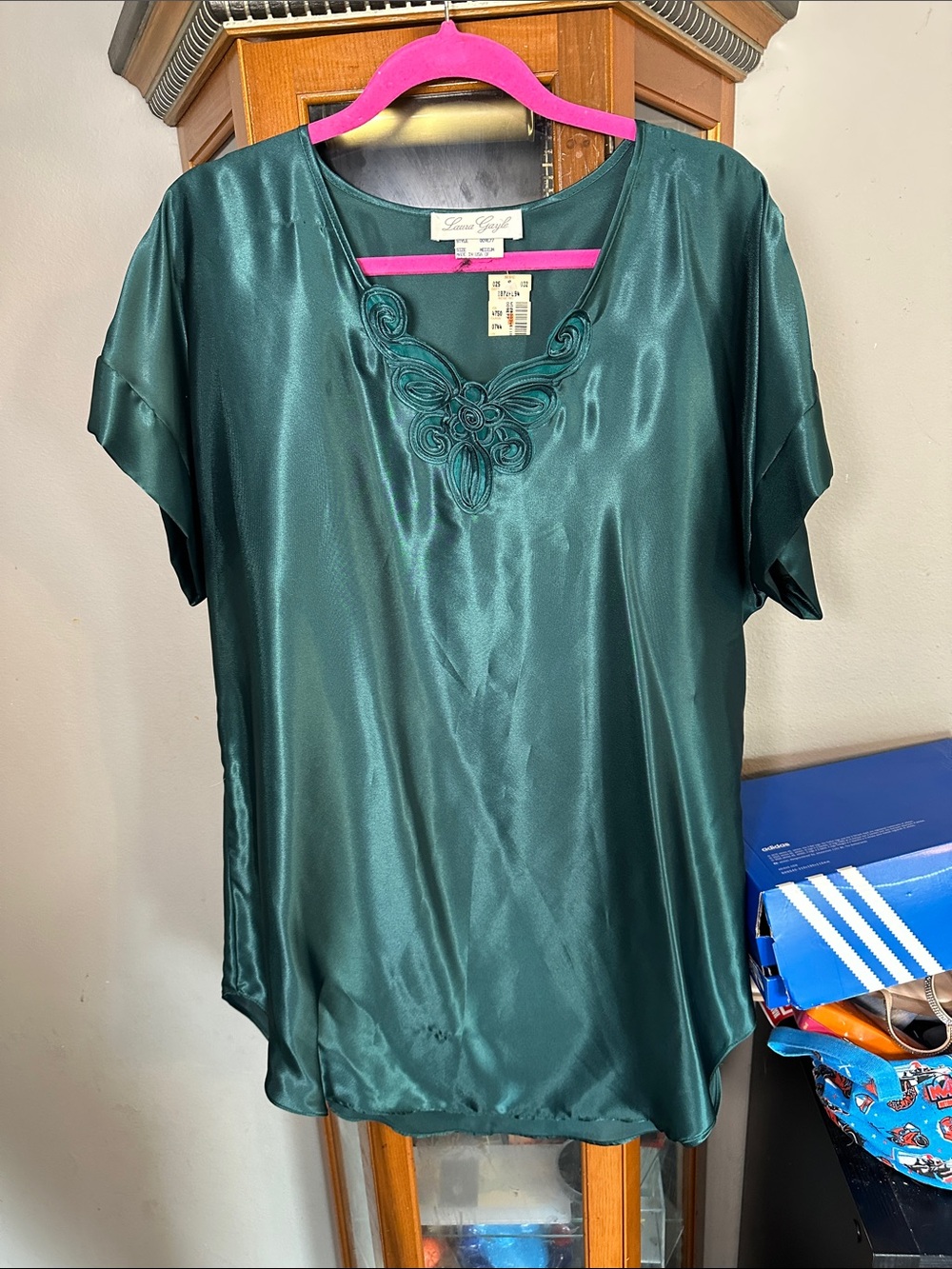 Vintage Laura Gayle  Teal Satin V-Neck Embroidered Sleep Blouse